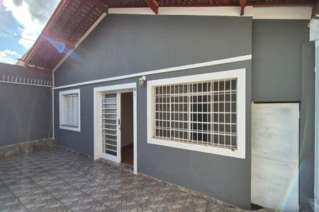Fachada do Prédio de casa à venda com 3 quartos, 108m² em Vila Castelo Branco, Campinas