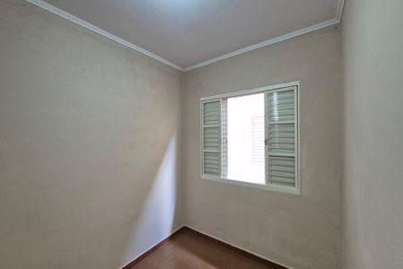 Quarto 1  de casa à venda com 3 quartos, 108m² em Vila Castelo Branco, Campinas