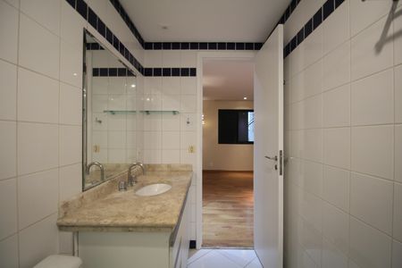 Apartamento para alugar com 124m², 3 quartos e 2 vagasBanheiro da Suíte 1