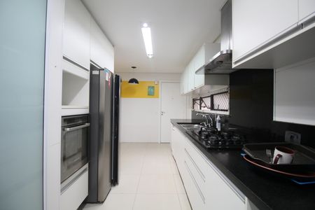 Apartamento para alugar com 124m², 3 quartos e 2 vagasCozinha