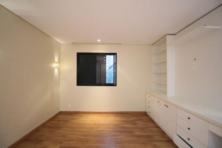 Apartamento para alugar com 124m², 3 quartos e 2 vagasSuíte 1