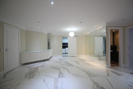 Apartamento para alugar com 124m², 3 quartos e 2 vagasSala
