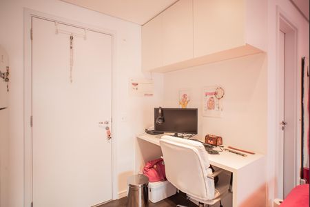 Studio à venda com 35m², 1 quarto e 1 vaga Studio à venda com 35m², 1 quarto e 1 vagaStudio