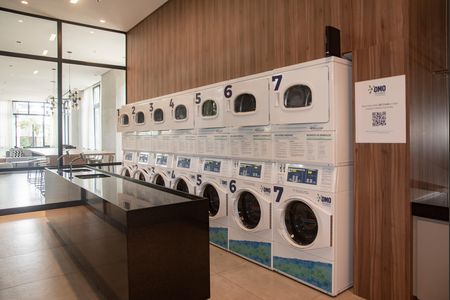 Studio à venda com 35m², 1 quarto e 1 vaga Studio à venda com 35m², 1 quarto e 1 vagaÁrea comum - Lavanderia