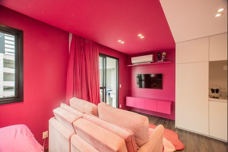 Studio à venda com 35m², 1 quarto e 1 vaga Studio à venda com 35m², 1 quarto e 1 vagaStudio