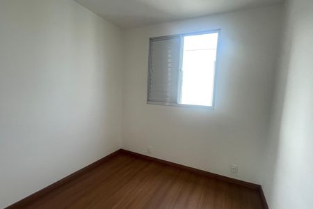 Casa para alugar com 50m², 2 quartos e 1 vaga Casa para alugar com 50m², 2 quartos e 1 vagaQuarto