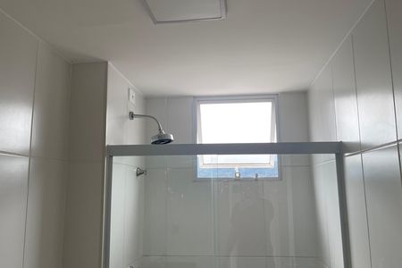 Casa para alugar com 50m², 2 quartos e 1 vaga Casa para alugar com 50m², 2 quartos e 1 vagaBanheiro