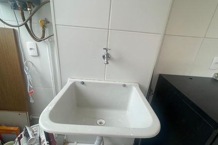 Casa para alugar com 50m², 2 quartos e 1 vaga Casa para alugar com 50m², 2 quartos e 1 vagaÁrea de Serviço