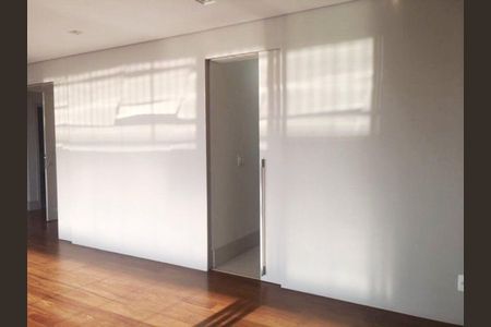 Apartamento à venda com 222m², 4 quartos e 4 vagas