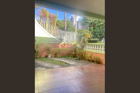 Casa à venda com 150m², 4 quartos e 2 vagas