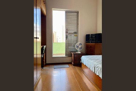Casa à venda com 4 quartos, 150m² em Vila Mariana, São Paulo