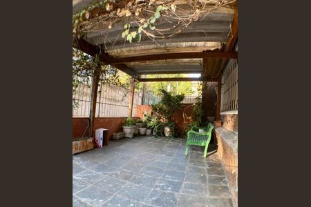 Casa à venda com 120m², 3 quartos e 2 vagas