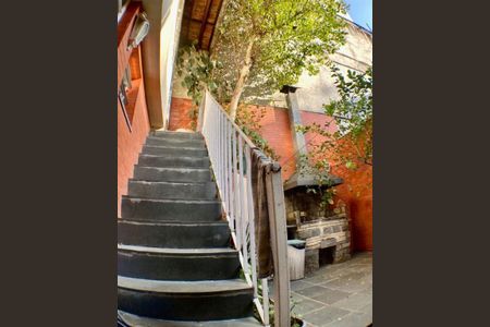 Casa à venda com 120m², 3 quartos e 2 vagas