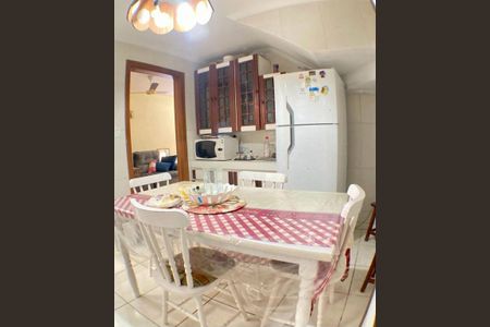 Casa à venda com 120m², 3 quartos e 2 vagas