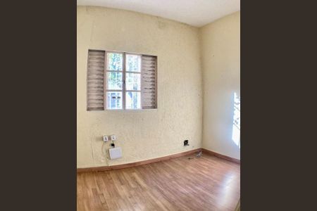 Casa à venda com 120m², 3 quartos e 2 vagas