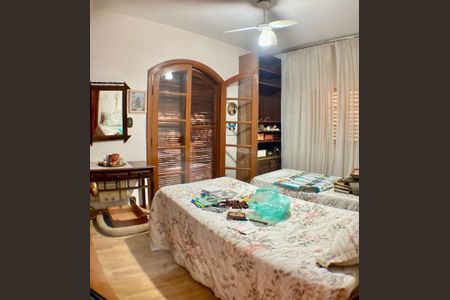 Casa à venda com 120m², 3 quartos e 2 vagas