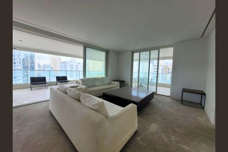 Apartamento à venda com 270m², 4 quartos e 4 vagas