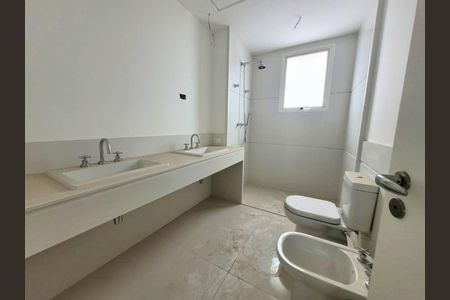 Apartamento à venda com 270m², 4 quartos e 4 vagas