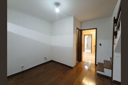 Casa à venda com 106m², 2 quartos e 2 vagas
