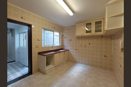 Casa à venda com 106m², 2 quartos e 2 vagas