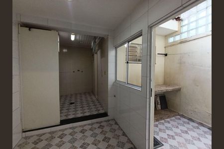 Casa à venda com 106m², 2 quartos e 2 vagas