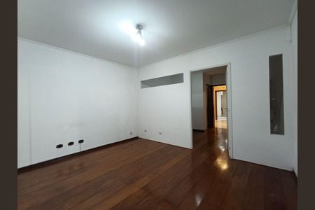Casa à venda com 106m², 2 quartos e 2 vagas