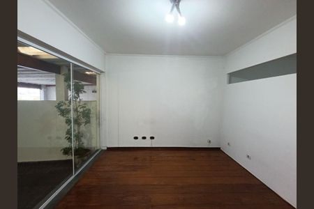 Casa à venda com 2 quartos, 106m² em Vila Polopoli, São Paulo
