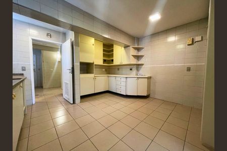 Apartamento à venda com 164m², 3 quartos e 2 vagas