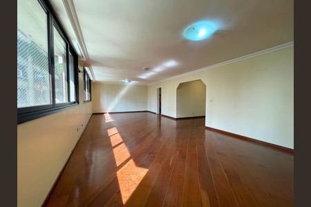 Apartamento à venda com 164m², 3 quartos e 2 vagas