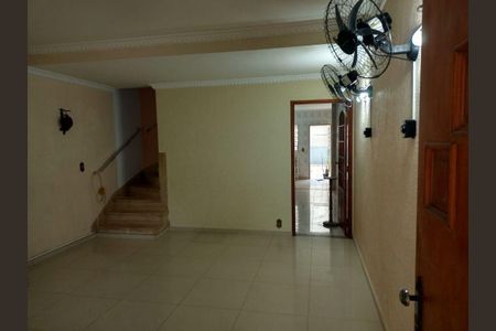 Casa à venda com 2 quartos, 110m² em Jardim Peri Peri, São Paulo