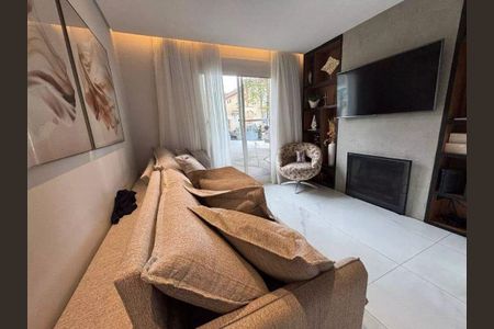 Casa à venda com 3 quartos, 190m² em Jardim Rosa Maria, São Paulo