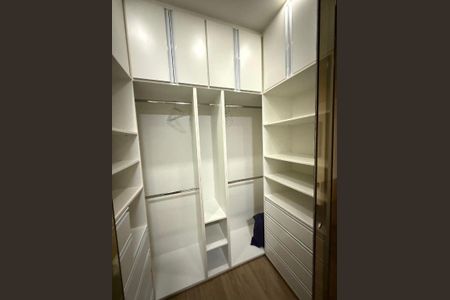 Casa à venda com 2 quartos, 120m² em Jardim Cláudia, São Paulo