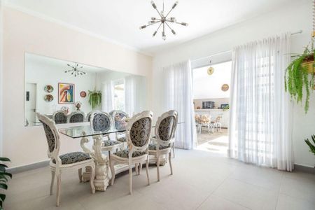 Casa à venda com 6 quartos, 500m² em Cidade São Francisco, São Paulo