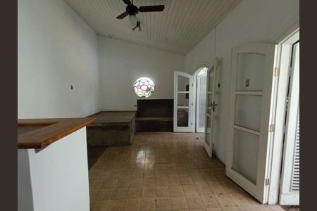 Casa à venda com 3 quartos, 456m² em Butantã, São Paulo