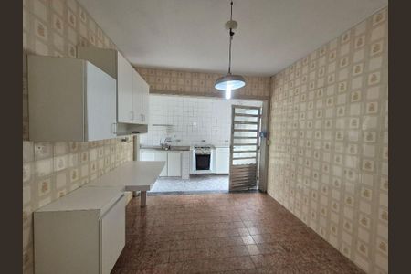 Casa à venda com 119m², 2 quartos e 2 vagas