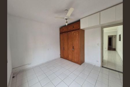 Casa à venda com 119m², 2 quartos e 2 vagas