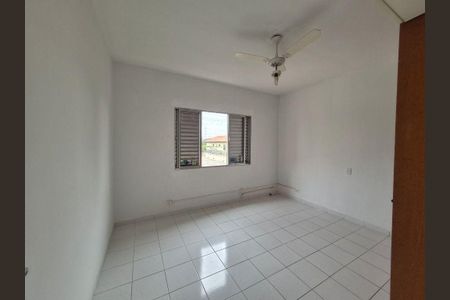 Casa à venda com 119m², 2 quartos e 2 vagas