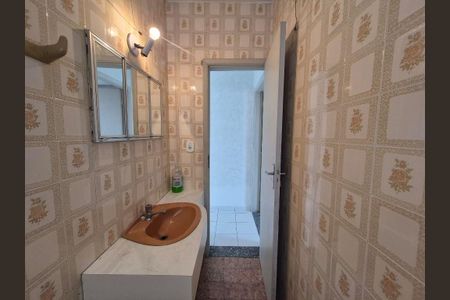 Casa à venda com 119m², 2 quartos e 2 vagas
