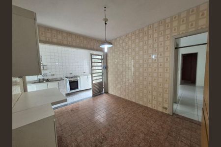 Casa à venda com 2 quartos, 119m² em Vila Nova Alba, São Paulo