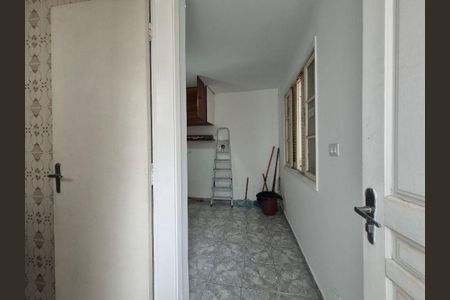Casa à venda com 119m², 2 quartos e 2 vagas