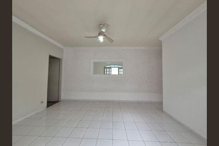 Casa à venda com 119m², 2 quartos e 2 vagas