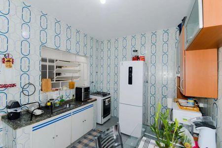 Casa à venda com 72m², 2 quartos e 1 vaga