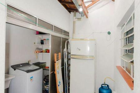 Casa à venda com 72m², 2 quartos e 1 vaga