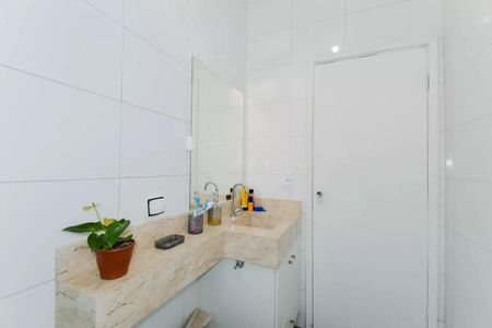 Casa à venda com 72m², 2 quartos e 1 vaga