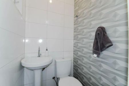 Casa à venda com 72m², 2 quartos e 1 vaga