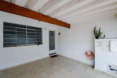 Casa à venda com 72m², 2 quartos e 1 vaga