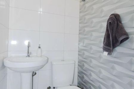 Casa à venda com 72m², 2 quartos e 1 vaga