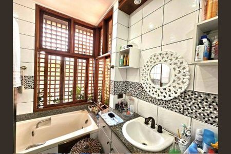 Casa à venda com 350m², 4 quartos e 3 vagas
