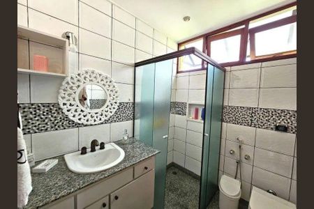Casa à venda com 350m², 4 quartos e 3 vagas