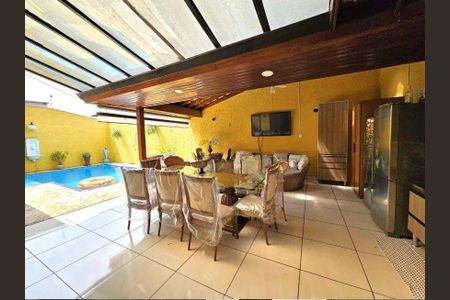 Casa à venda com 350m², 4 quartos e 3 vagas